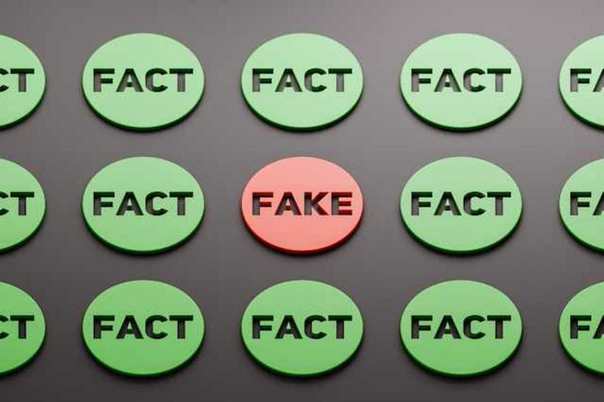 Red and green circles with the words fact or fake on them