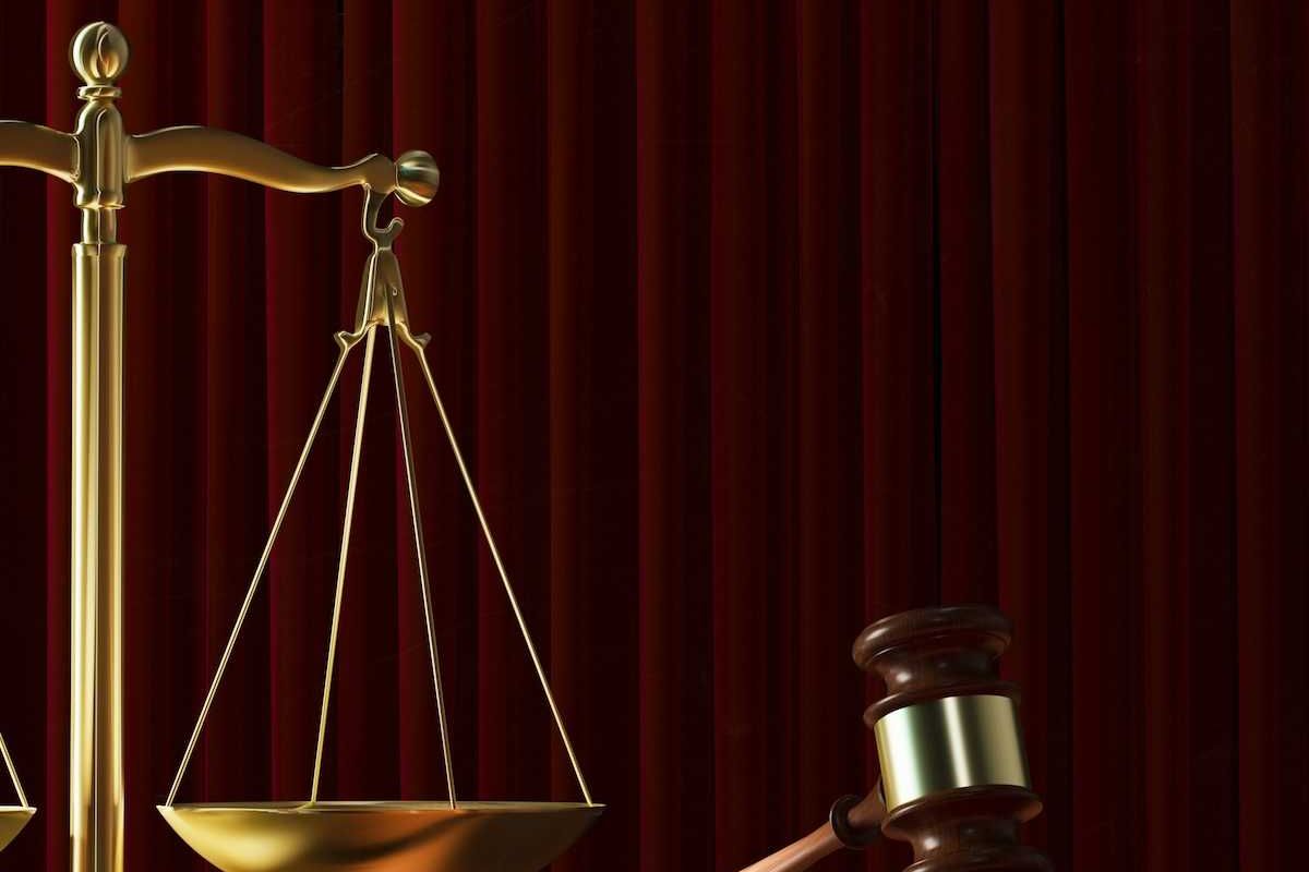 scales of justice juxtaposed with gavel