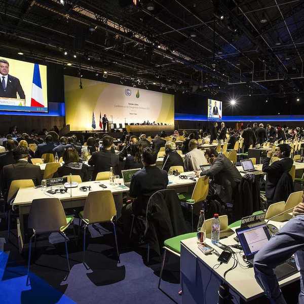 Speech by the President of Ukraine Petro Poroshenko at the 21st session of the UN Conference on Climate Change