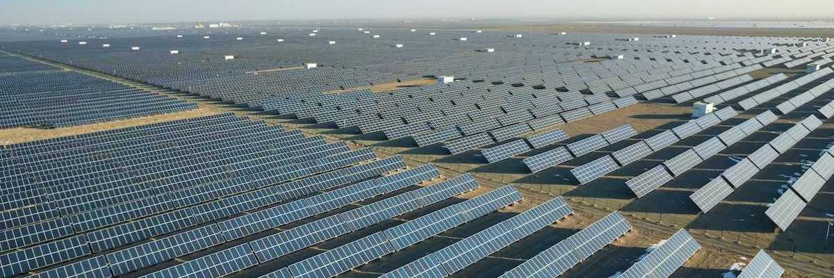 Sprawling solar installation in China