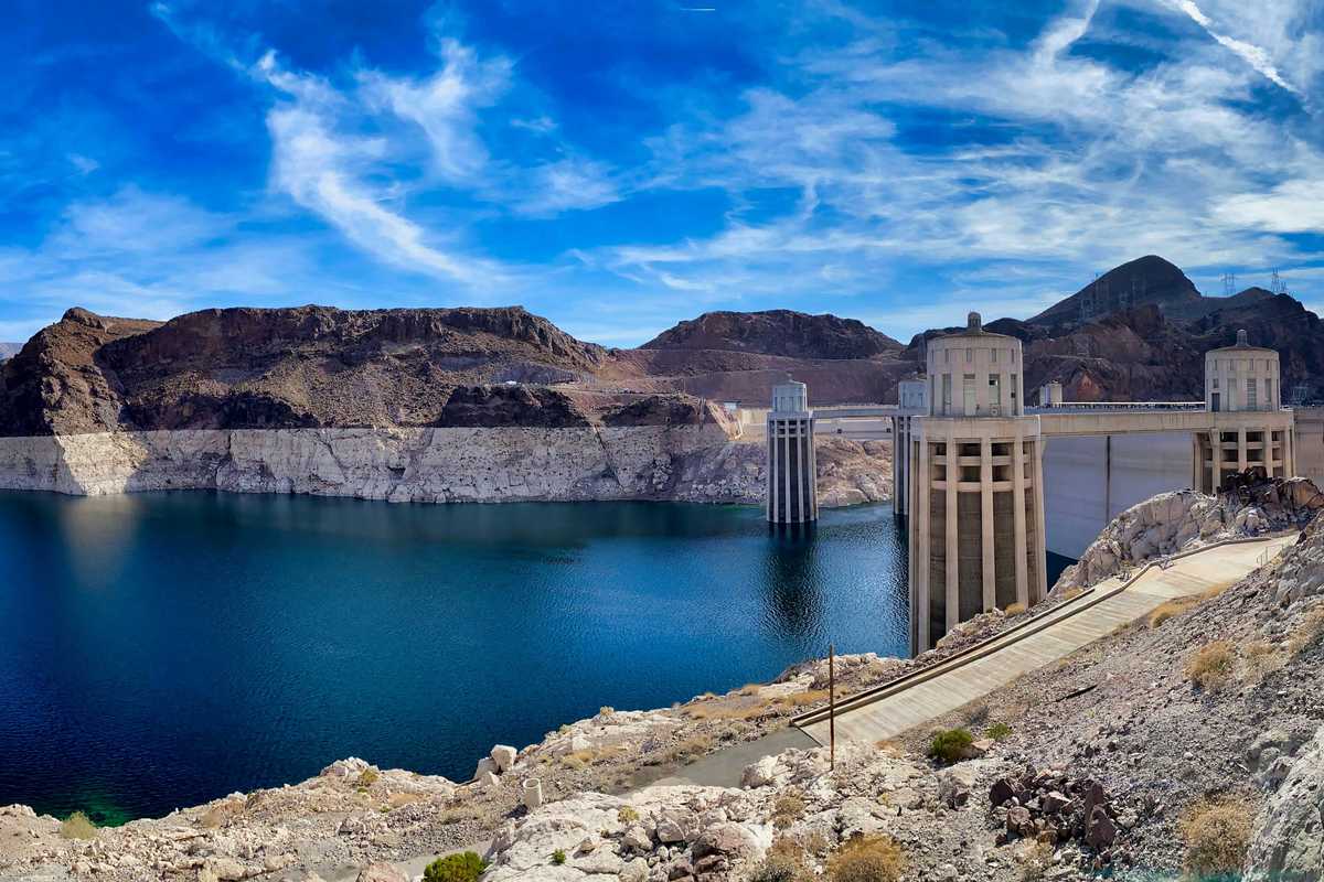 The top of the Hoover Dam with the reservoir in the background