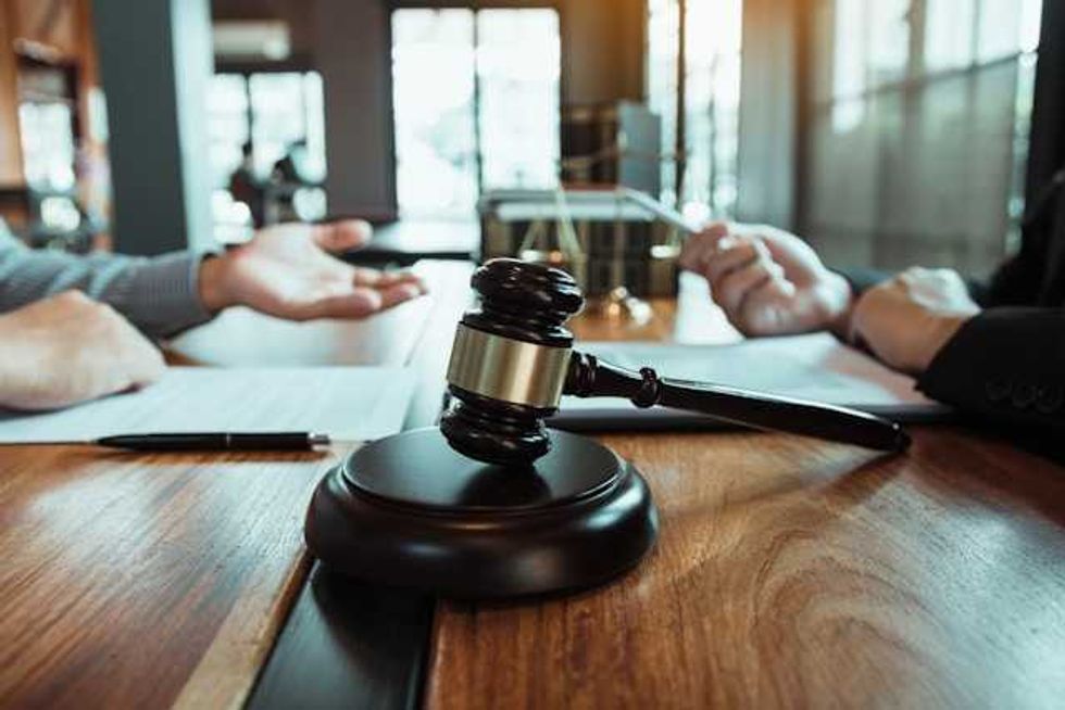 Event with links to oil industry teaches judges climate skepticism