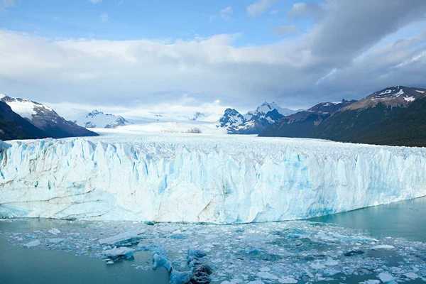 Where a melting ice sheet meets a warming ocean